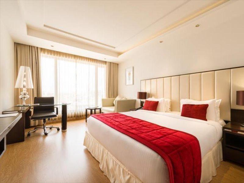 ทีจีไอ แกรนด์ ฟอร์จูนา - หอสุระ Hotel โฮซูร์ ภายนอก รูปภาพ