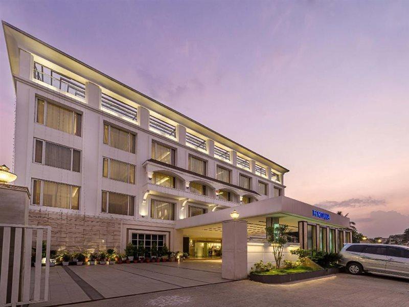 ทีจีไอ แกรนด์ ฟอร์จูนา - หอสุระ Hotel โฮซูร์ ภายนอก รูปภาพ