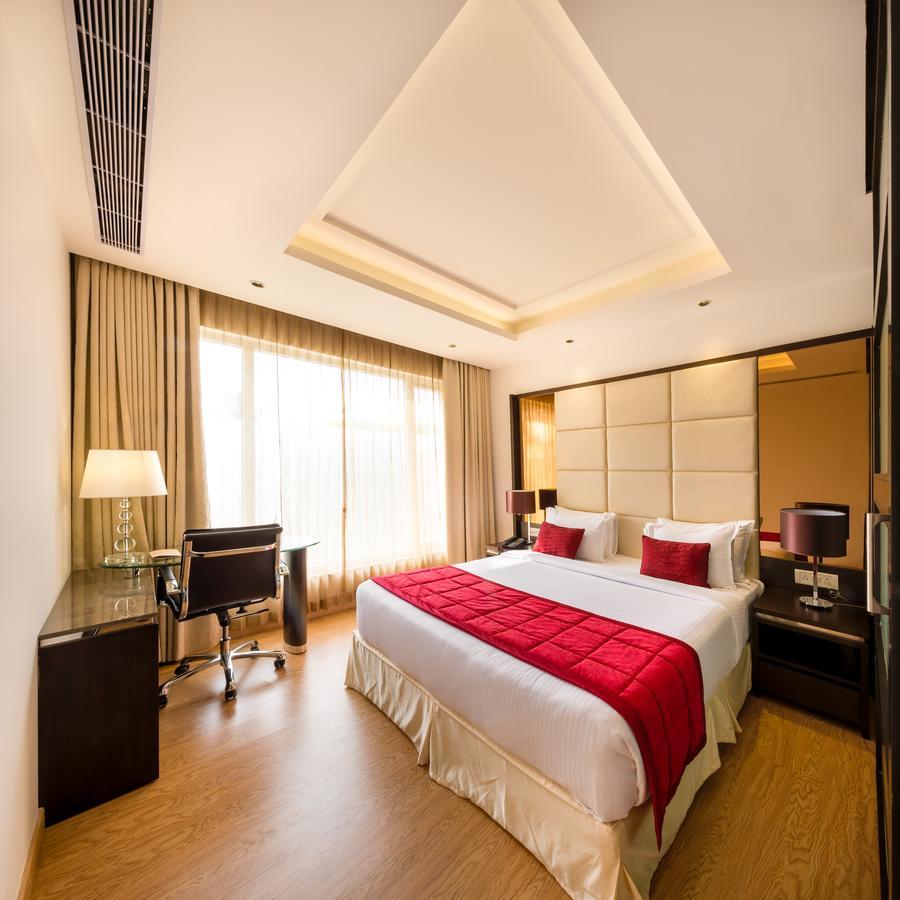 ทีจีไอ แกรนด์ ฟอร์จูนา - หอสุระ Hotel โฮซูร์ ภายนอก รูปภาพ