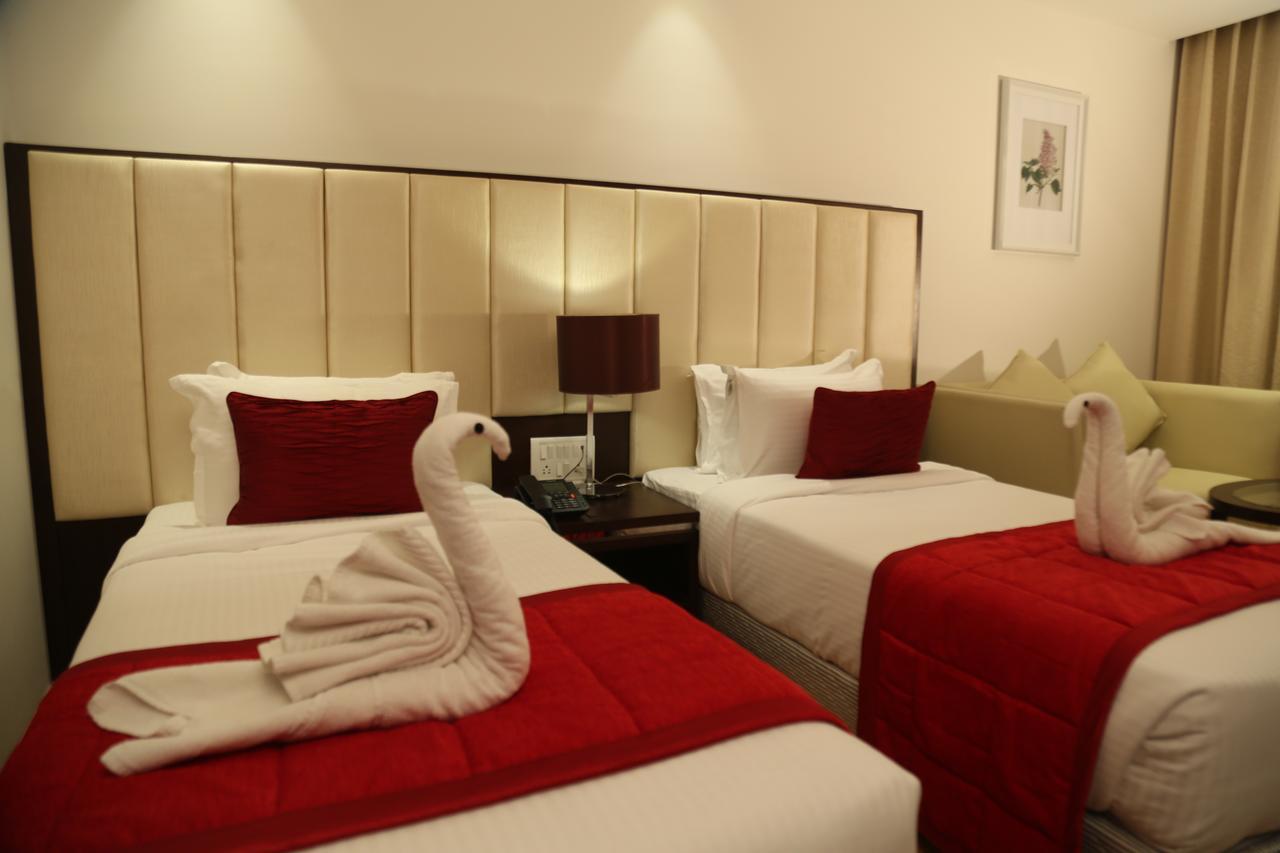 ทีจีไอ แกรนด์ ฟอร์จูนา - หอสุระ Hotel โฮซูร์ ภายนอก รูปภาพ